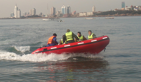 Bateaux semi-rigides de sauvetage